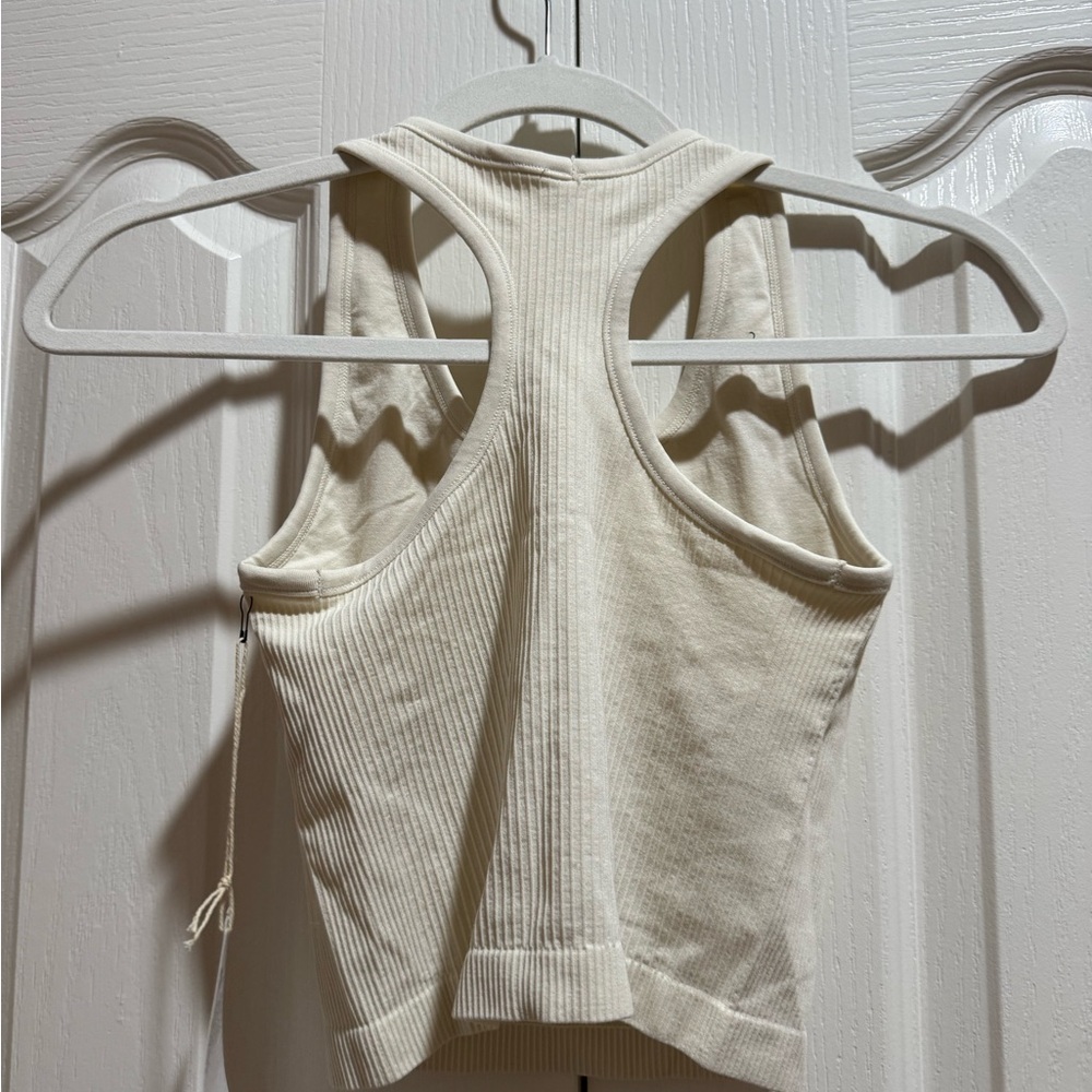 Amazon Cream Ribbed Crop Top - Picture 2 of 2